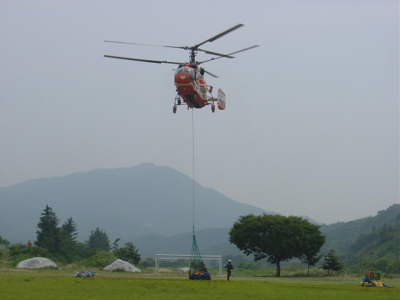 산항본부, 진안 선각산 자연휴양림조성 사업 대형헬기 지원 이미지1