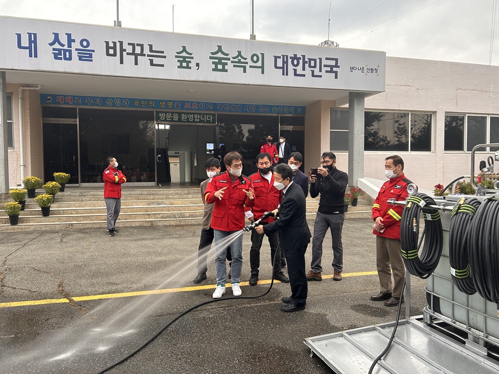 남성현 산림청장, 양산산림항공관리소 처음 방문 이미지3