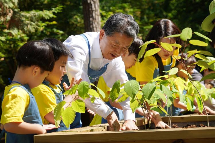 산림청, 유치원·어린이집 원장등과 유아 숲체험 활성화 논의